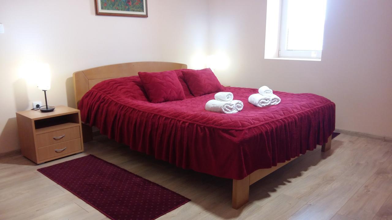 Stari Mlin Hotel Vrsac Ngoại thất bức ảnh