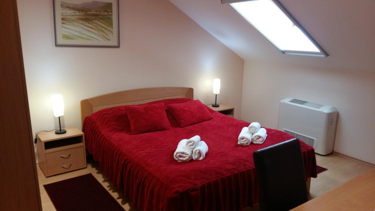 Stari Mlin Hotel Vrsac Ngoại thất bức ảnh