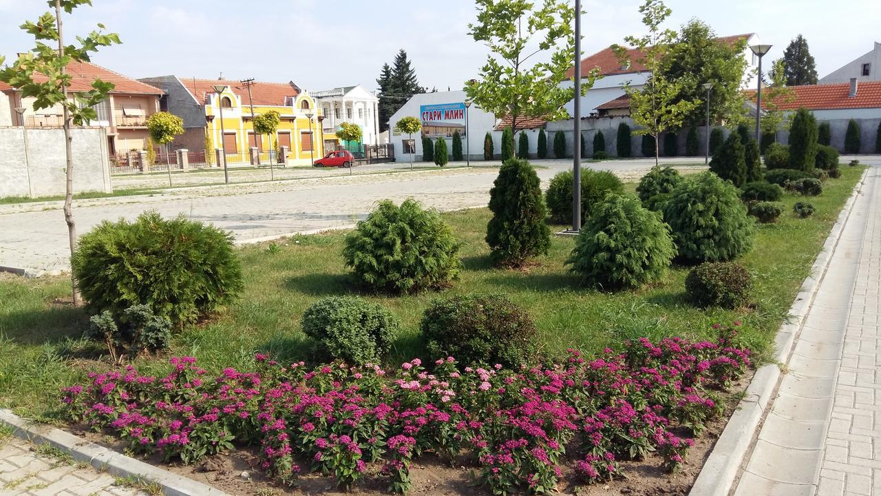 Stari Mlin Hotel Vrsac Ngoại thất bức ảnh