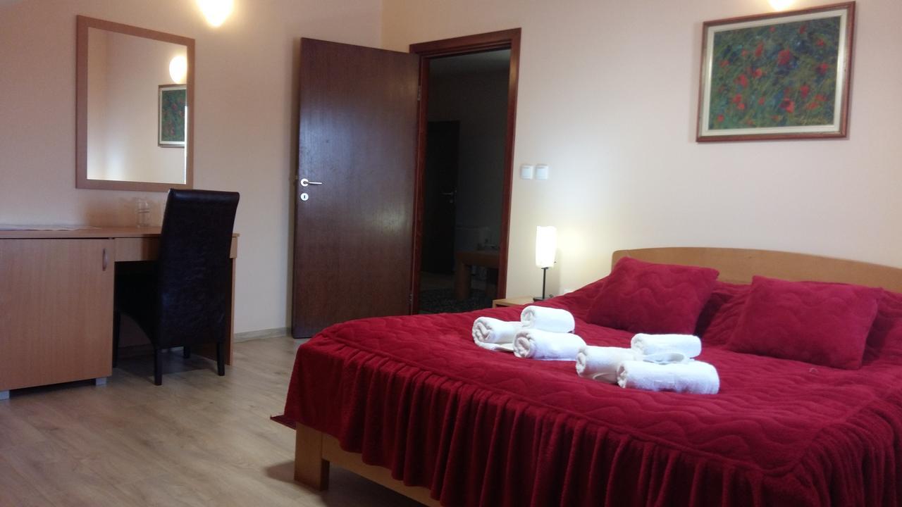 Stari Mlin Hotel Vrsac Ngoại thất bức ảnh